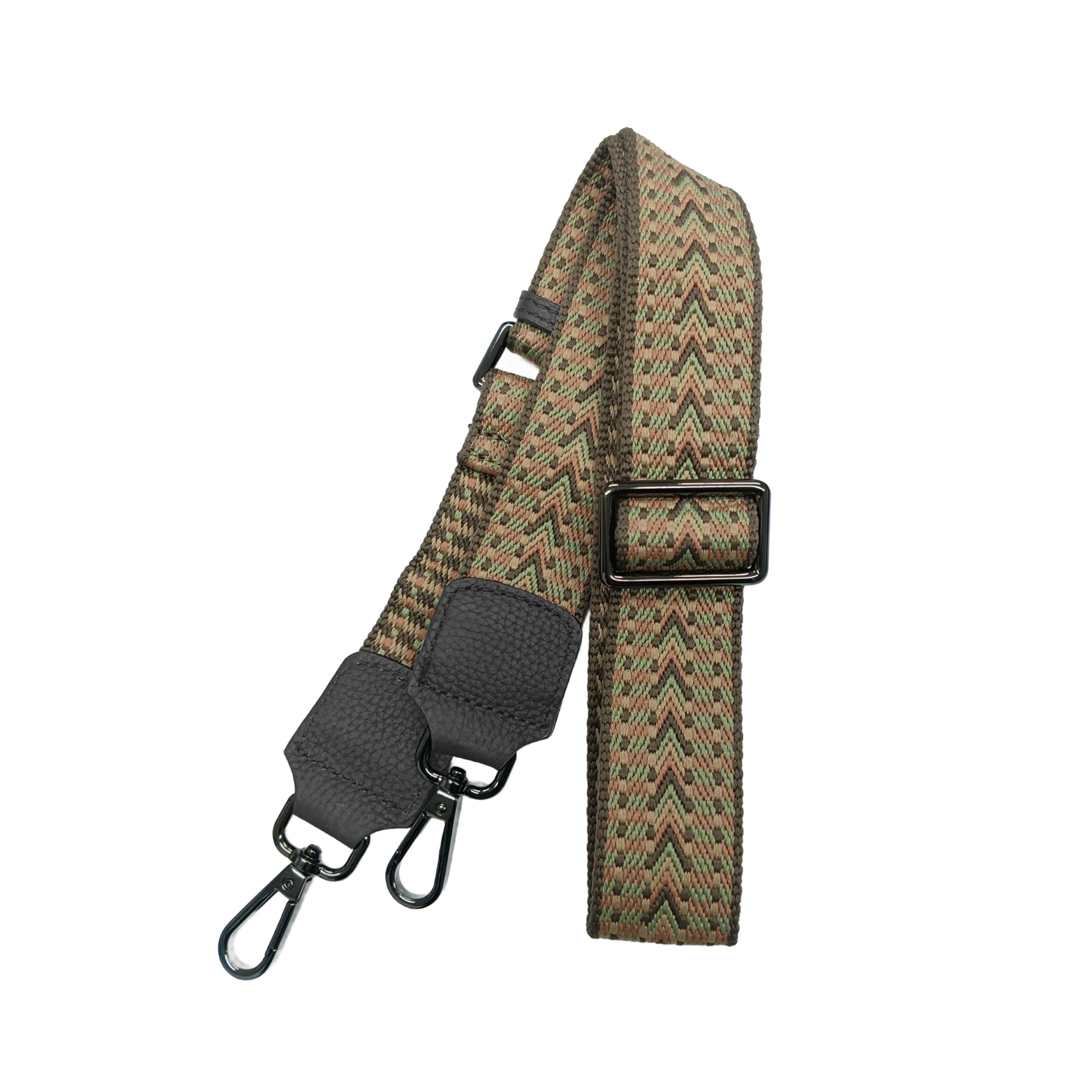 Amora Handbag w/ Twist Lock Black