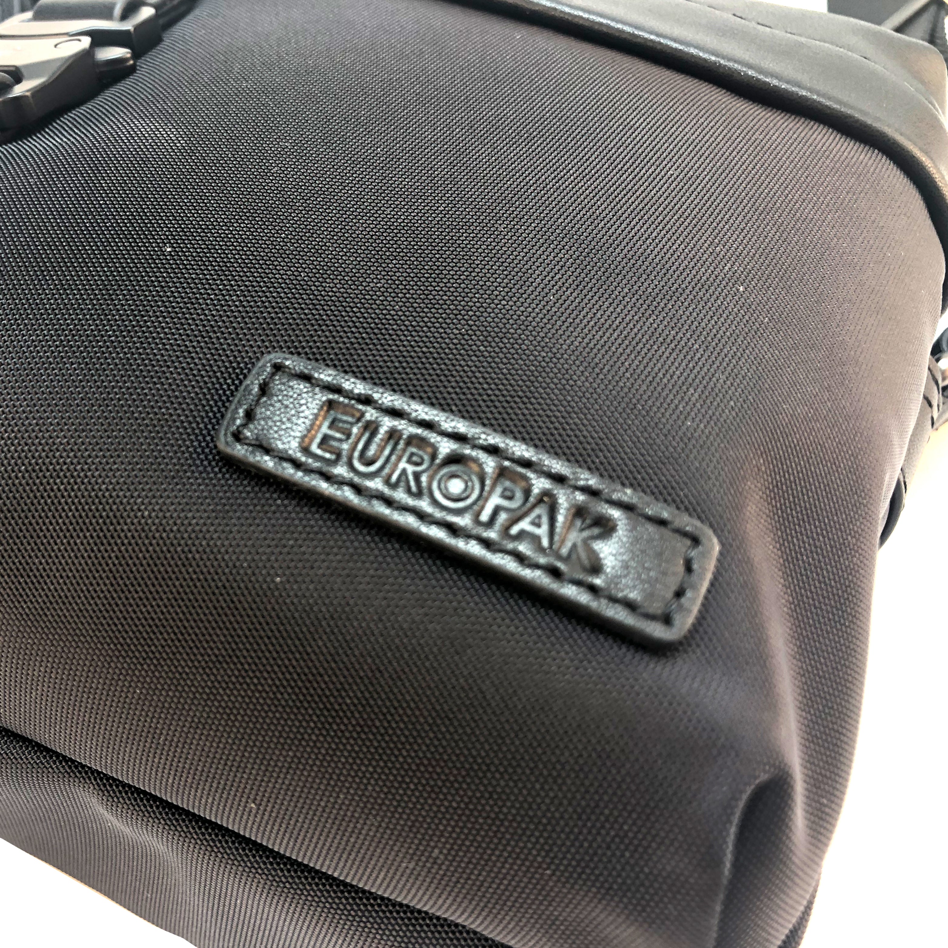 Bridgeford Small Crossbody Overlap Pocket