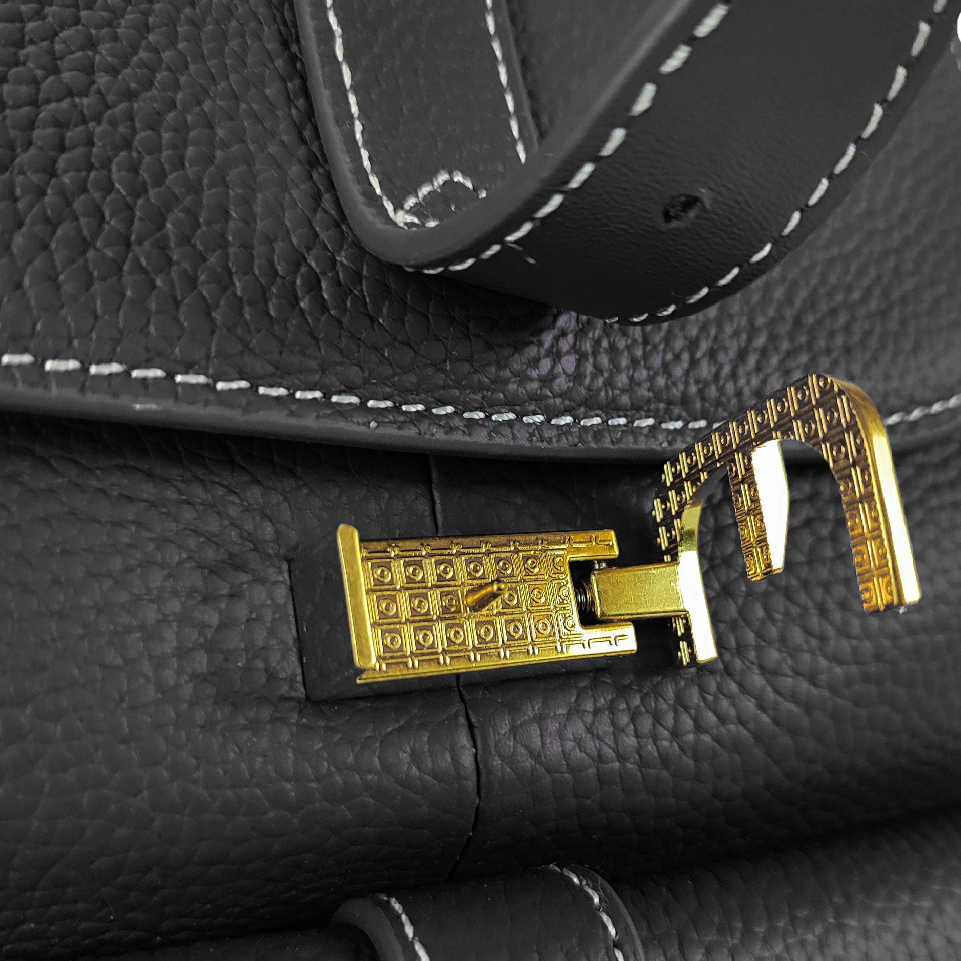 Azalea Knapsack with Buckle Black