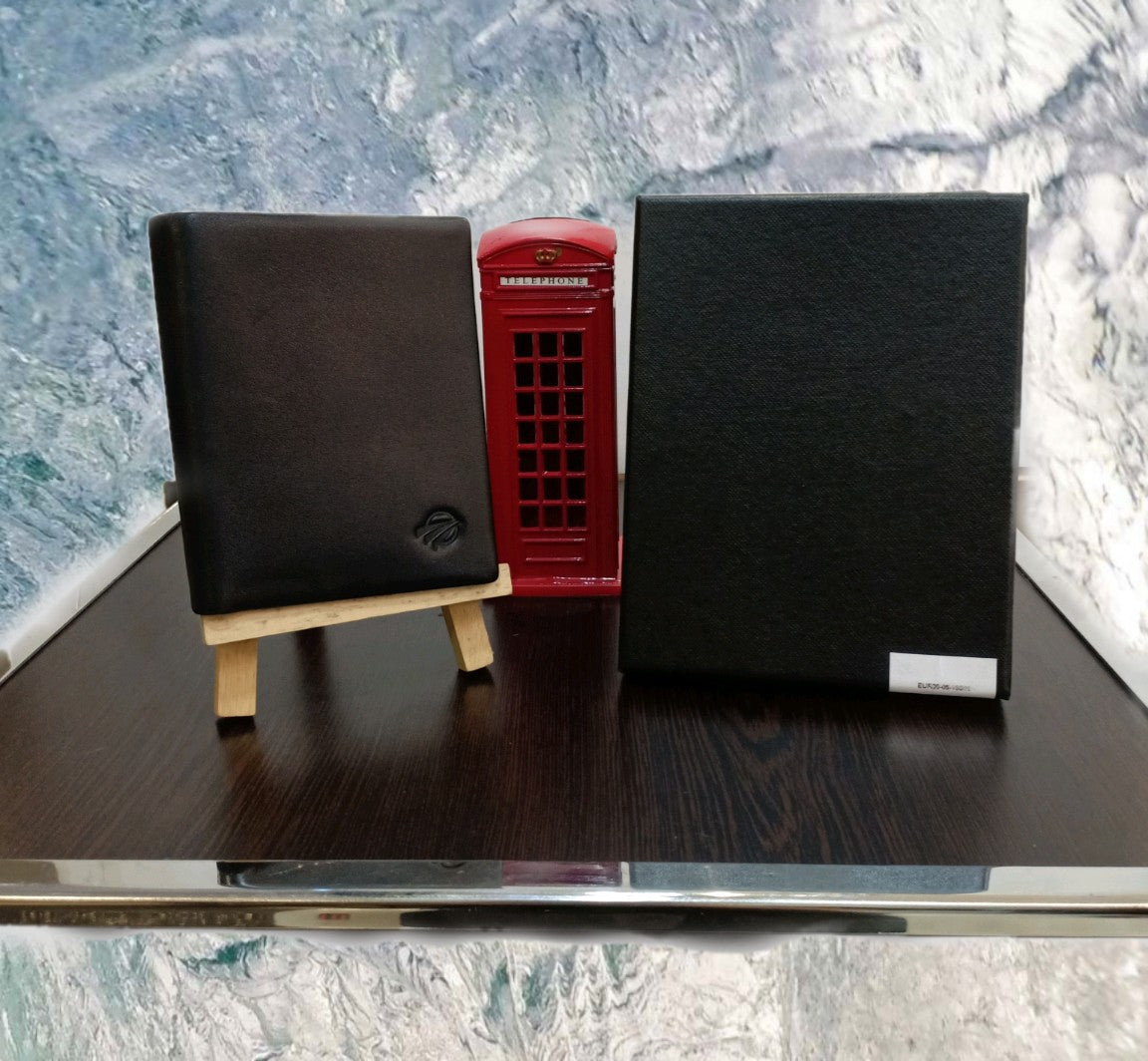 Harper 9 Slots Vertical RFID Wallet Black