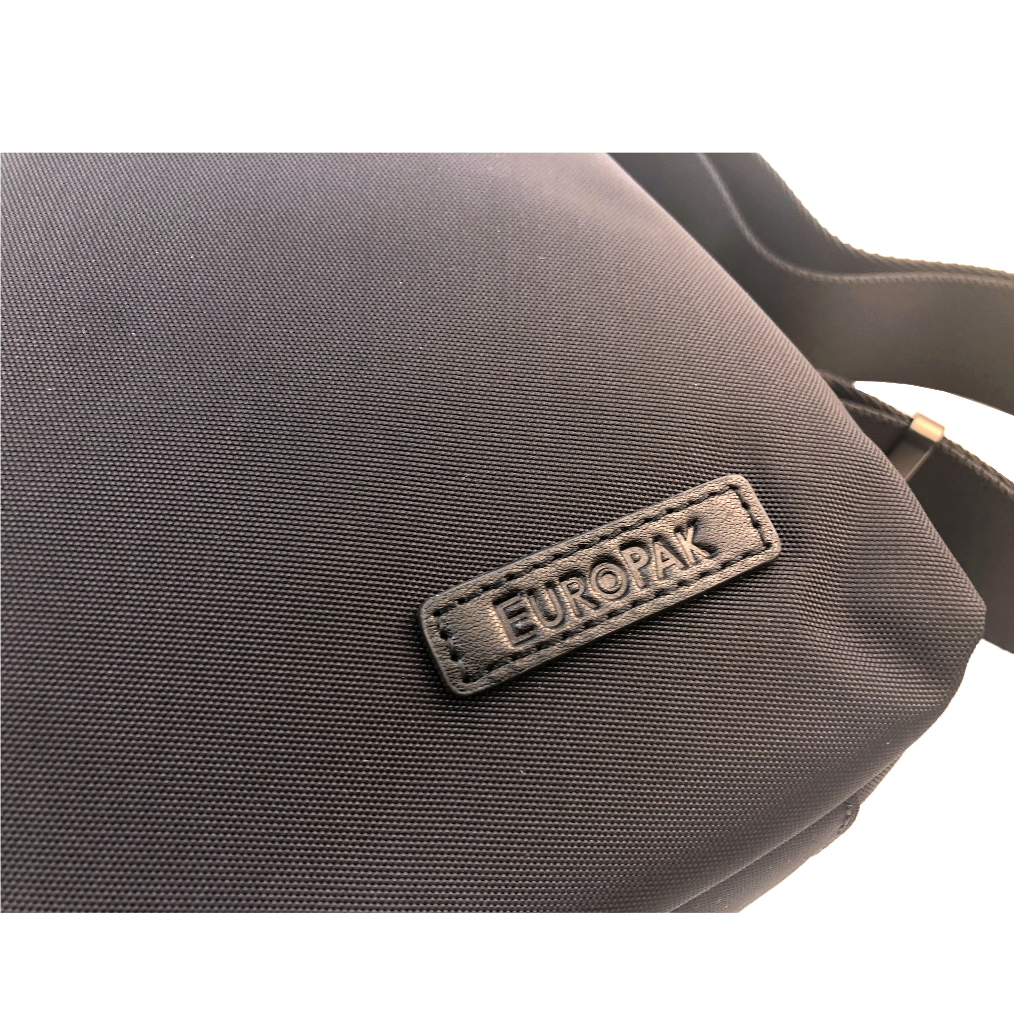 Bridgeford Medium Crossbody Overlap Pocket